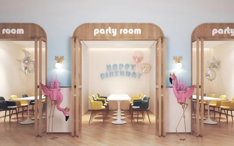 indoor playground in a japanese cafe (1)